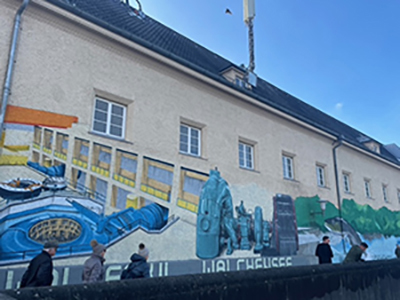 Wandmalerei am Isarwehr Oberföhring